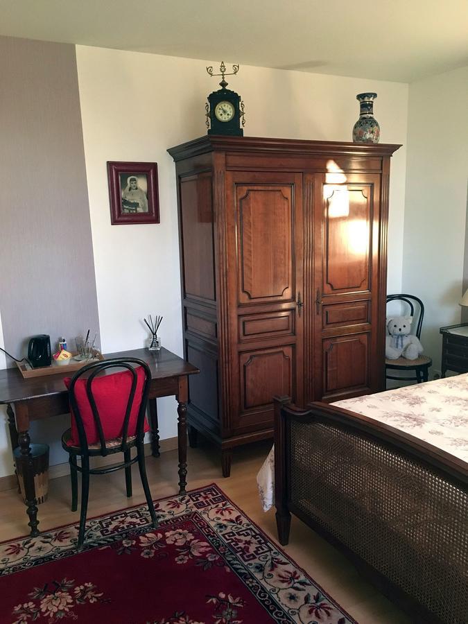 ベルリーヴ・シュル・アリエ L'Orangerie Bed & Breakfast エクステリア 写真