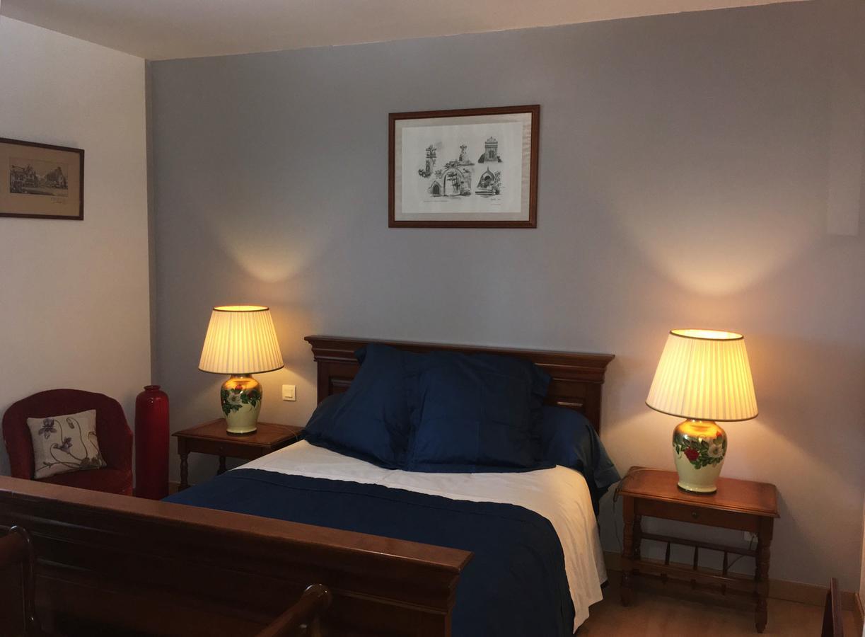 ベルリーヴ・シュル・アリエ L'Orangerie Bed & Breakfast エクステリア 写真