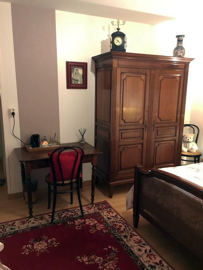 ベルリーヴ・シュル・アリエ L'Orangerie Bed & Breakfast エクステリア 写真