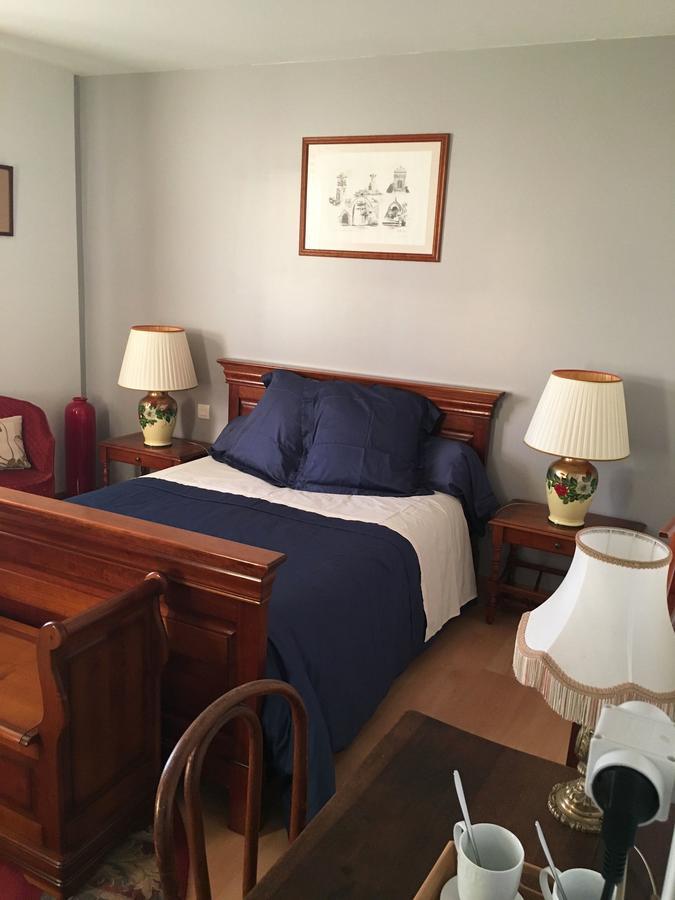 ベルリーヴ・シュル・アリエ L'Orangerie Bed & Breakfast エクステリア 写真