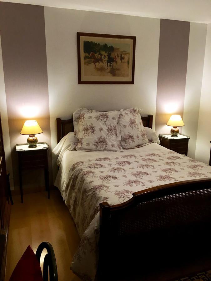 ベルリーヴ・シュル・アリエ L'Orangerie Bed & Breakfast エクステリア 写真